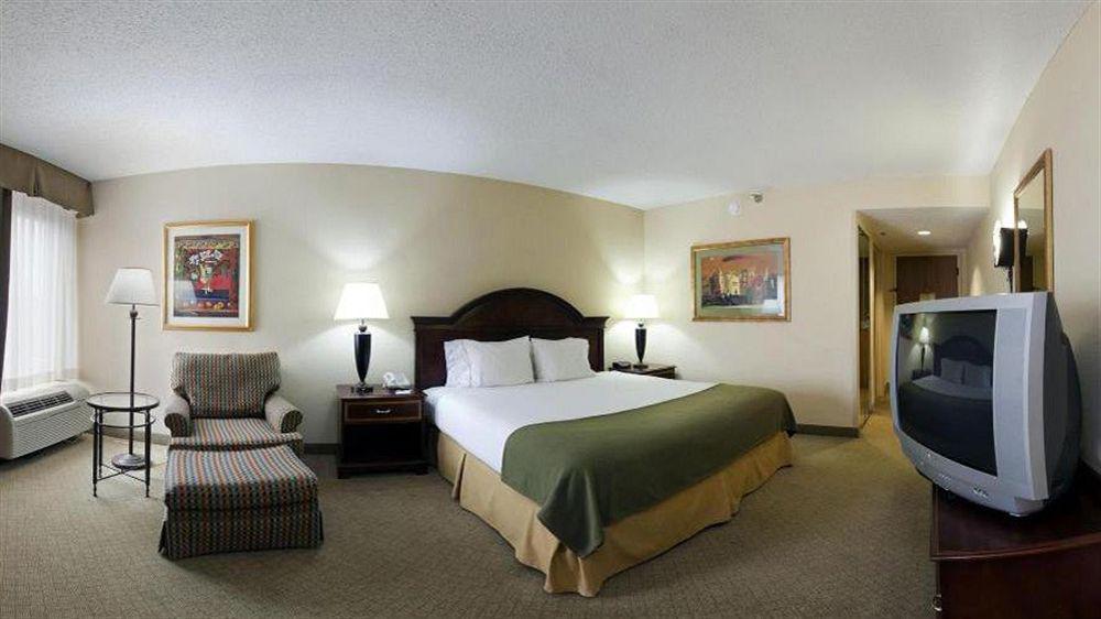Holiday Inn Express Hotel & Suites Pigeon Forge By Ihg Exterior photo