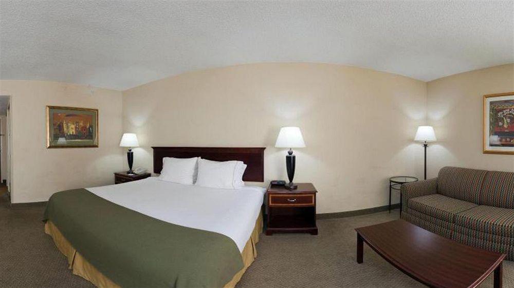 Holiday Inn Express Hotel & Suites Pigeon Forge By Ihg Exterior photo