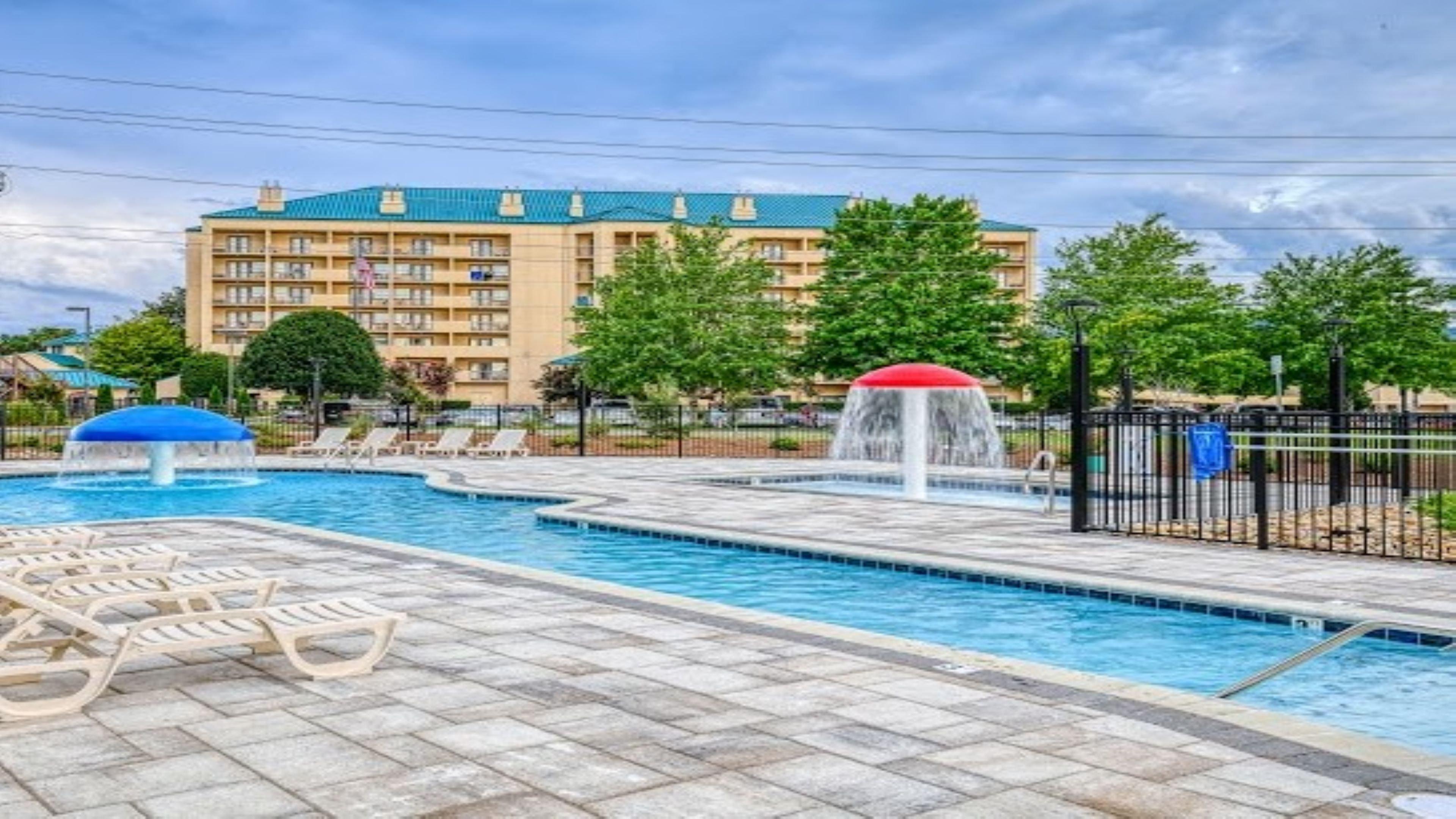 Holiday Inn Express Hotel & Suites Pigeon Forge By Ihg Exterior photo