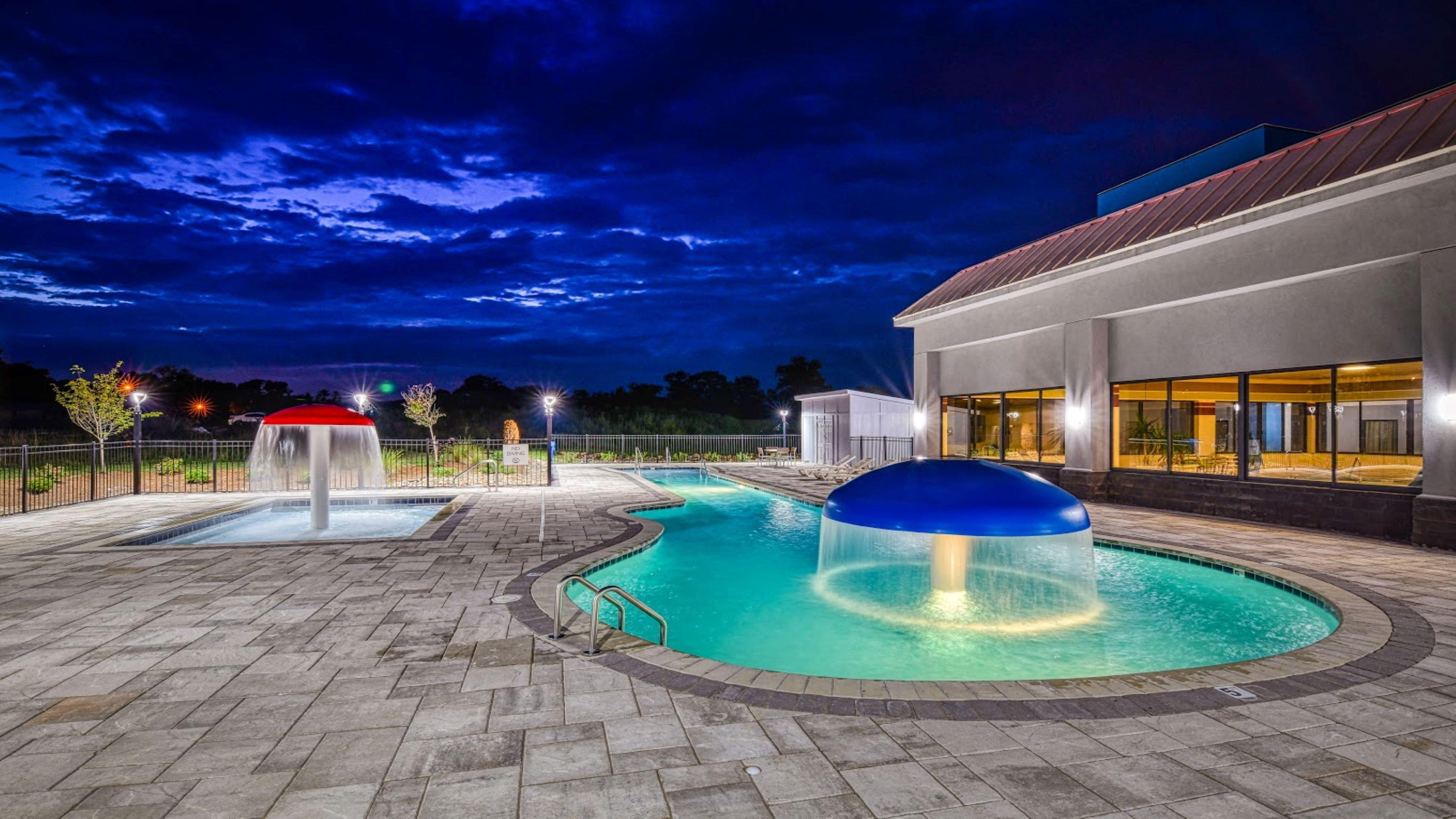 Holiday Inn Express Hotel & Suites Pigeon Forge By Ihg Exterior photo